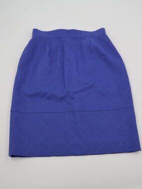 Courrèges Paris Wool Skirt Womens 66-26 Periwinkle Blue Quilted Hem Vintage Logo
